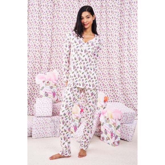 ROLLER RABBIT Sweet Dreams Swirl Pajamas - Picture 2 of 2